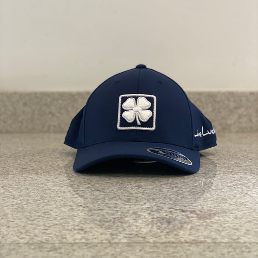 Gorra Black Clover Boxed In Luck 4 Marino Ajustable