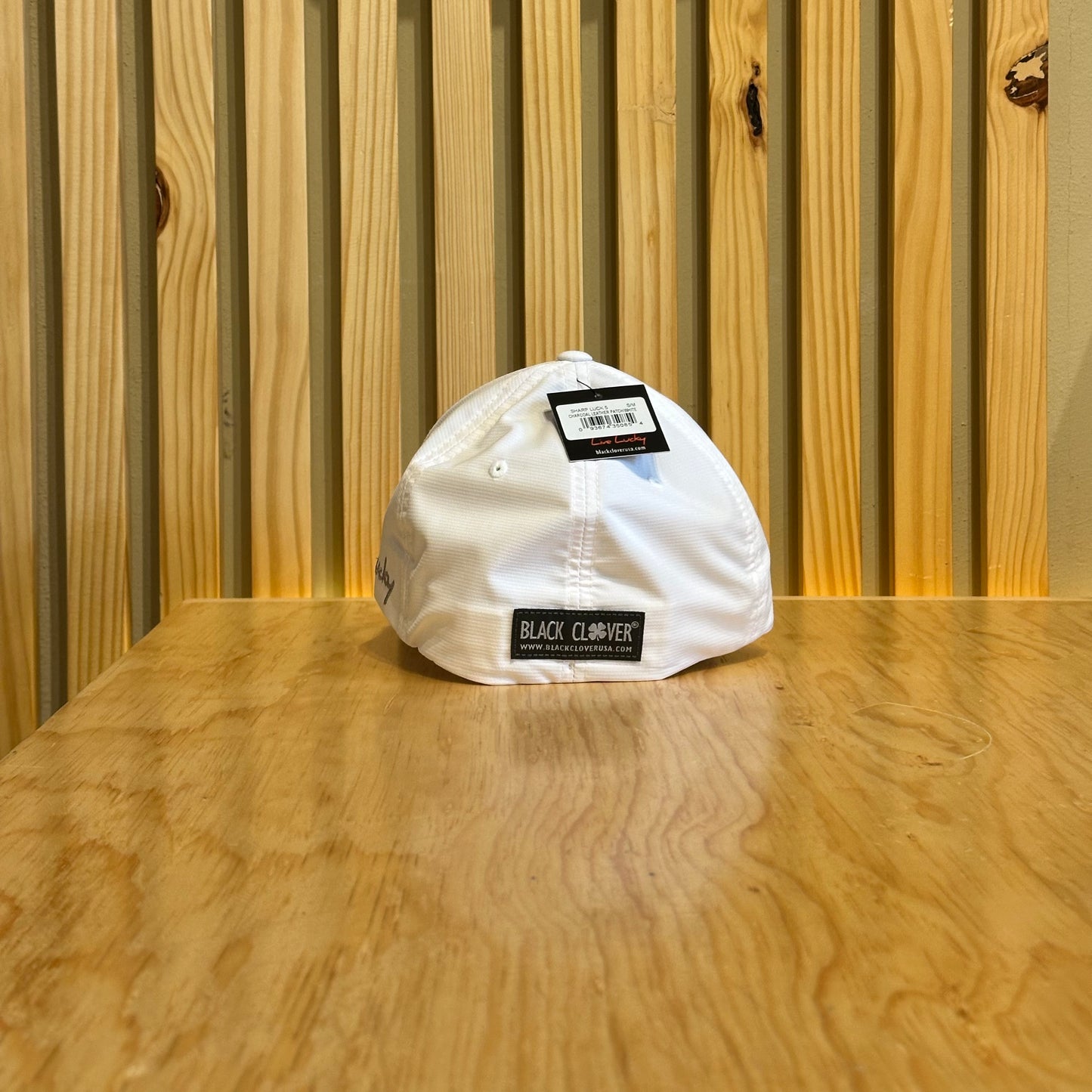 Gorra Black Clover Sharp Luck 5 Blanco