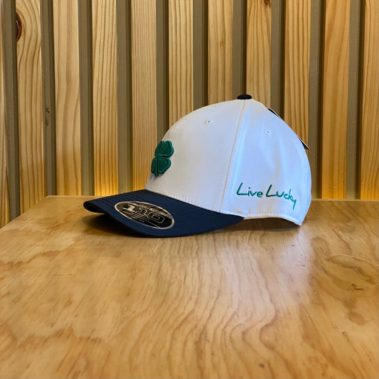 Gorra Black Clover Superior 1 Blanco Negro Ajustable